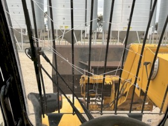 2004 JCB 540-70 Telehandler with Attachments