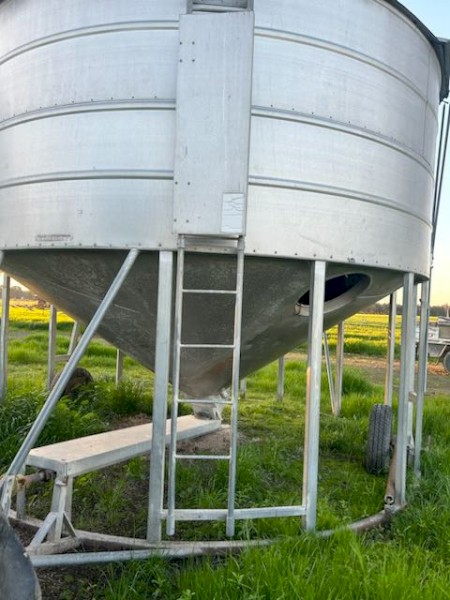 Macey Field Bin 