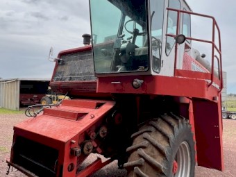 Massey Ferguson 850