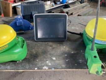 John Deere GPS