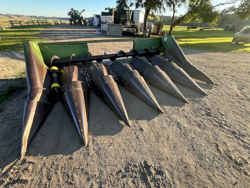 John Deere 643 Corn Front