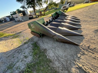 John Deere 643 Corn Front