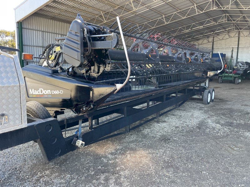 2012 Macdon D60 25ft