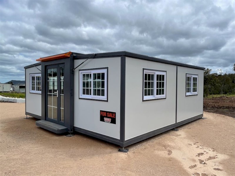 Expandable Container House