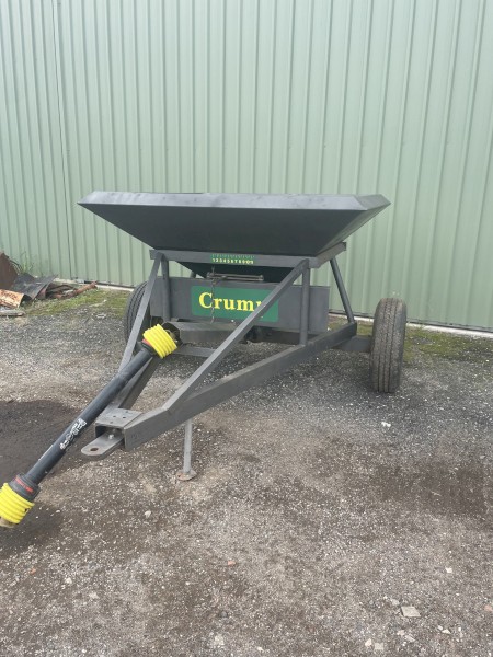 1 ton crump fertiliser spreader