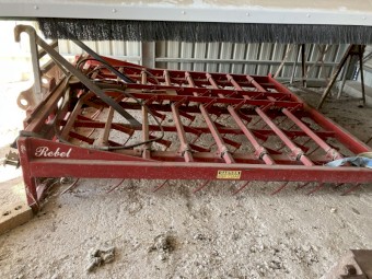 Rebel 15 bale Grab
