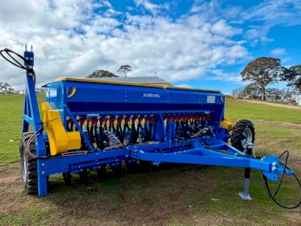 Red Earth 24 Row Double Disc Seeder