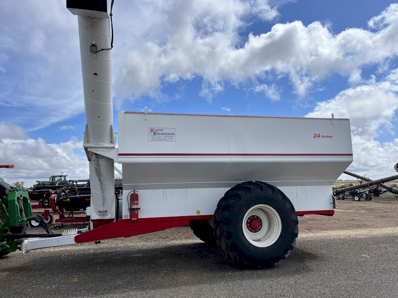 Barber Engineering 24 ton Chaser Bin