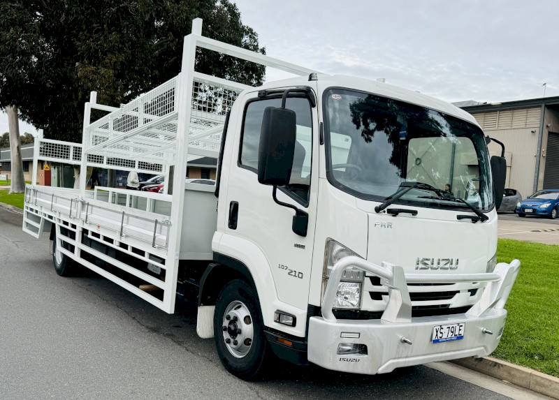 2020 Isuzu FRR500 Concrete Setup Truck