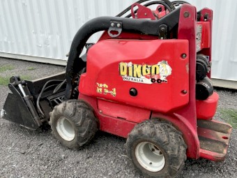 Dingo K9-4 Skid Steer Mini Digger w/ 4-in-1 & GP Bucket