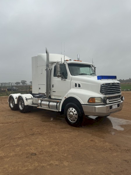 2000 Sterling 9500 Prime Mover