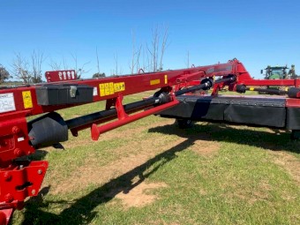 2019 Case Mower Conditioner DC133
