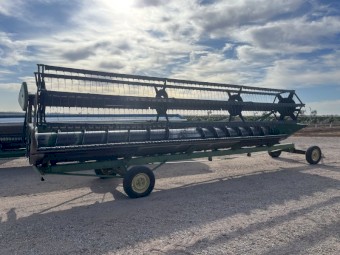 John Deere 8820 with 224 Front and Trailer