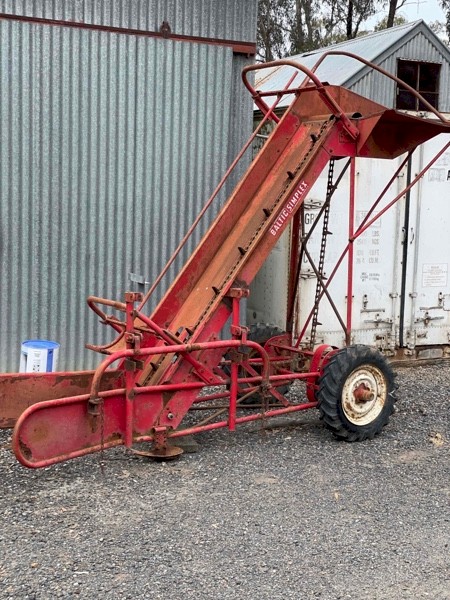 Baltic Simplex small bale loader