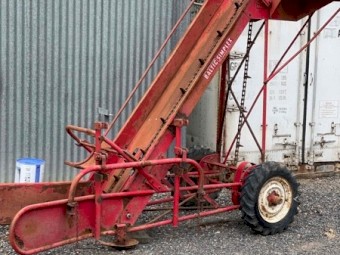 Baltic Simplex small bale loader
