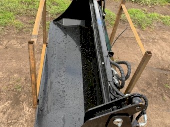 4 in 1 Buckets