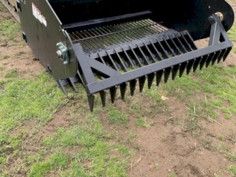 Rock picking bucket