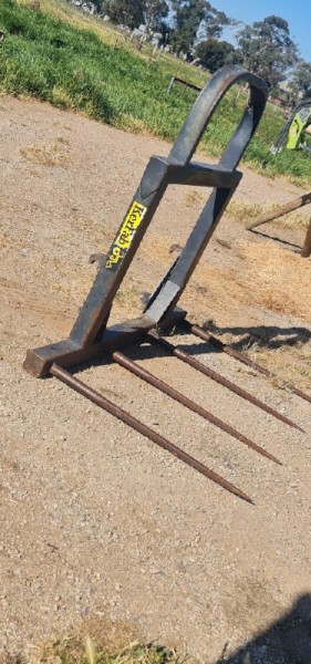 Kerfab hay forks 