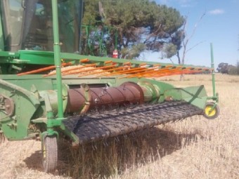 John Deere pick up front