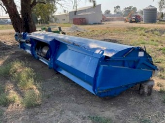 20ft Shelbourne Stripper Front