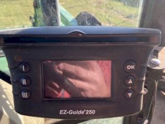 *Reduced price - 2015 John Deere 6100D with FEL & Bucket