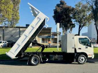 2009 Hino 300 616 Ex Council Factory Tipper Truck