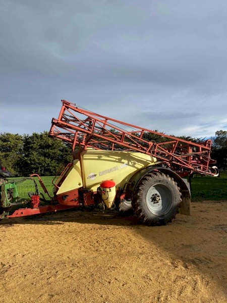 2009 Hardi Navigator 4000L 24m Boom