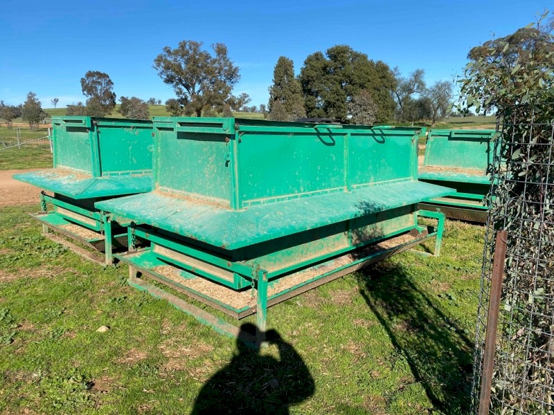 TMR Sheep Feeders