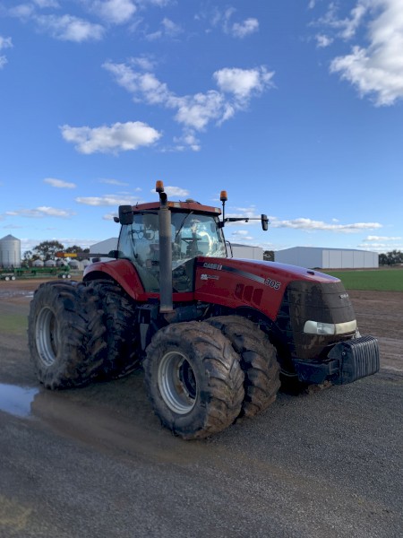 2007 Case IH Magnum 305 Tractor