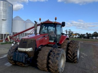 2007 Case IH Magnum 305 Tractor