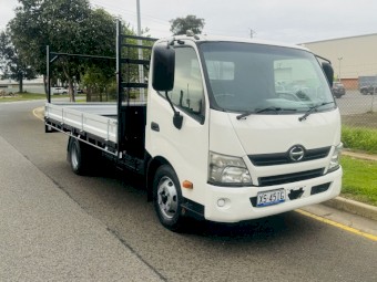 HINO 300 917! DEUL GATE SET UP! 5.1 TON PAY 4 TON TOWING!