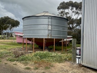 Field Bin