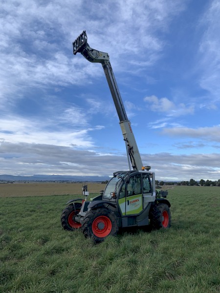 Claas Scorpion 7030 Tele handler; 3.3 tonne capacity, 7 metre boom.