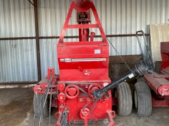 2021 Renn 36” Roller Mill with PTO Drive