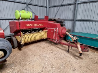 New Holland 317
