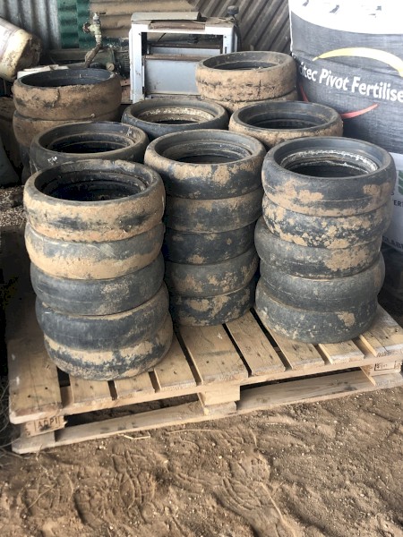 Manutec Press Wheel Tyres