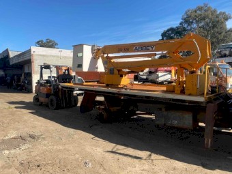 Cherry Picker with independent petrol engine pump