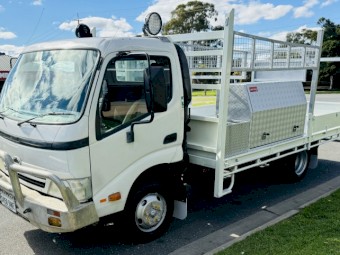 2009 Hino 300 Concrete Set Up Truck
