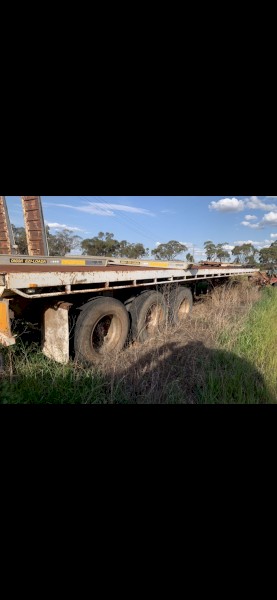 Fruehauf Flat Top