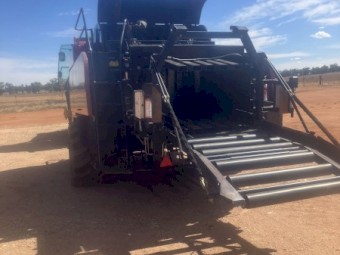 Case IH LB 433 Baler