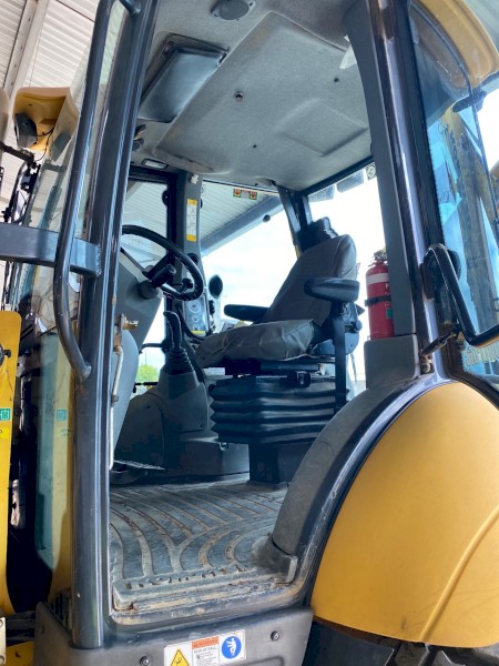 2014 Komatsu backhoe