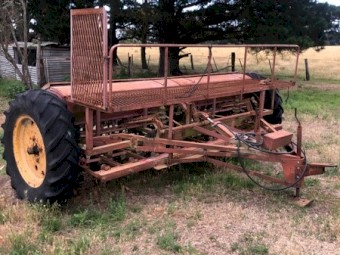 Massey Ferguson 20 run Combine