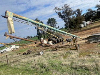 30' X 8" Grain Auger