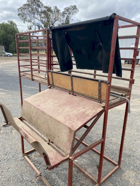 Home Made Sheep Handler
