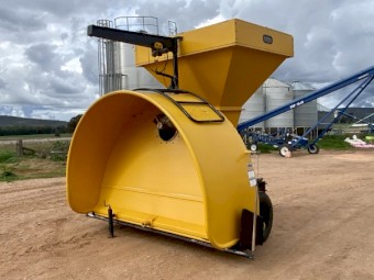 Grainstor Silo bag inloader
