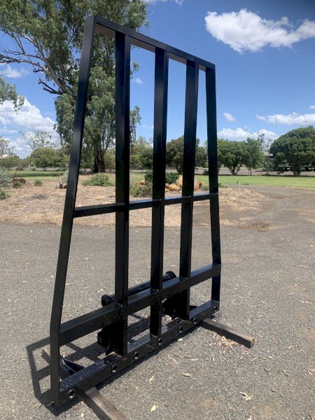Brand new hay frame suits manitou hitch