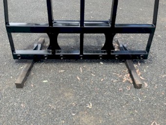 Brand new hay frame suits manitou hitch