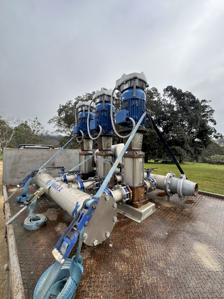 LOWARA TRIPLE PUMP SET