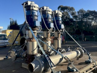 LOWARA TRIPLE PUMP SET