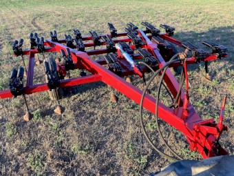 International Scarifier 25 tyne 
